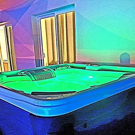 Calma View Jacuzzi Appartement
